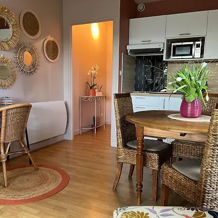 2 Pers, Balcon, Parking Apartment Cucq