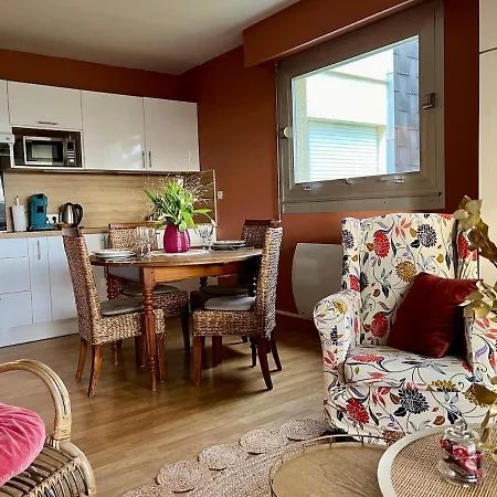 2 Pers, Balcon, Parking Apartment Cucq